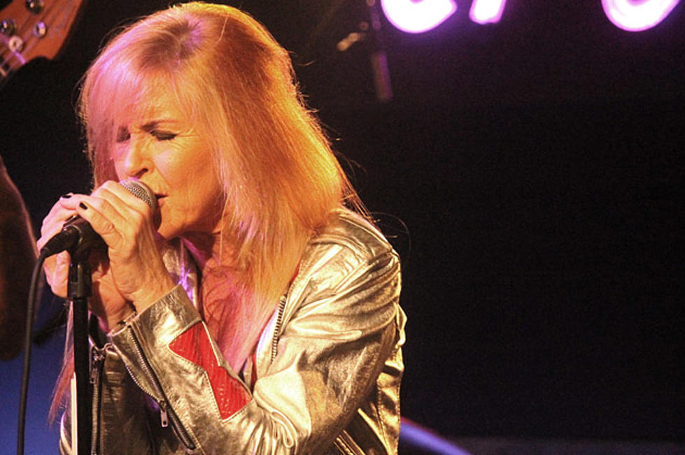 Lita Ford Sets Release Date + Track List for Upcoming Disc ‘The B-tch Is Back…Live’
