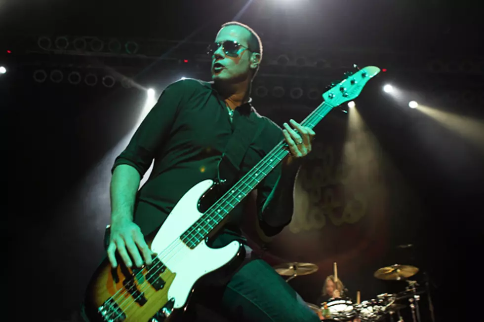 Bassist Robert DeLeo Says Stone Temple Pilots Had No Choice But to Fire Scott Weiland