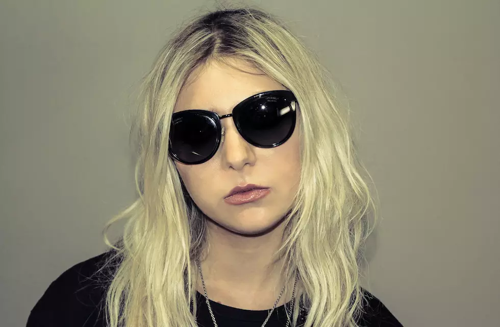 VIDEO: The Pretty Reckless 