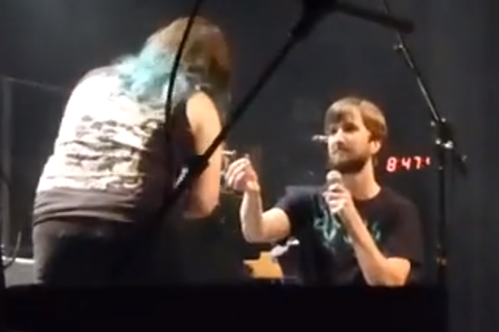 Metalhead Proposes to Girlfriend Onstage at Amon Amarth Show [Video]