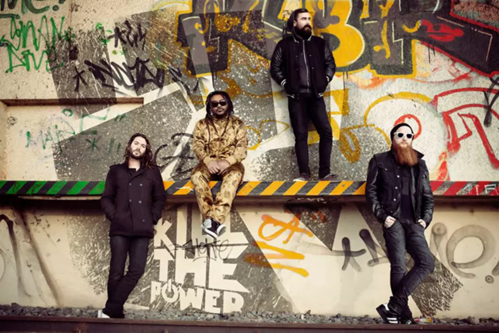 Skindred's Benji Webbe Talks 'Kill the Power' Disc + Touring