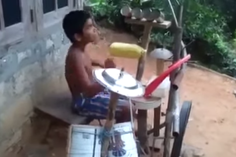 Kid in India Rocks Homemade Drum Kit – Best of YouTube