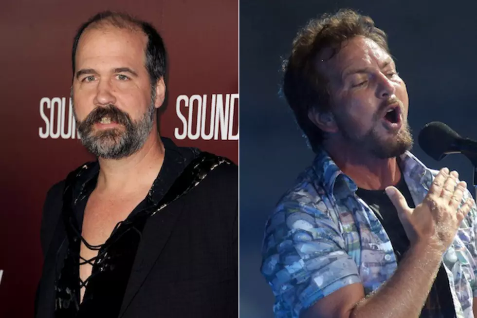Nirvana’s Krist Novoselic Stands With Pearl Jam’s Eddie Vedder on Anti-War Views