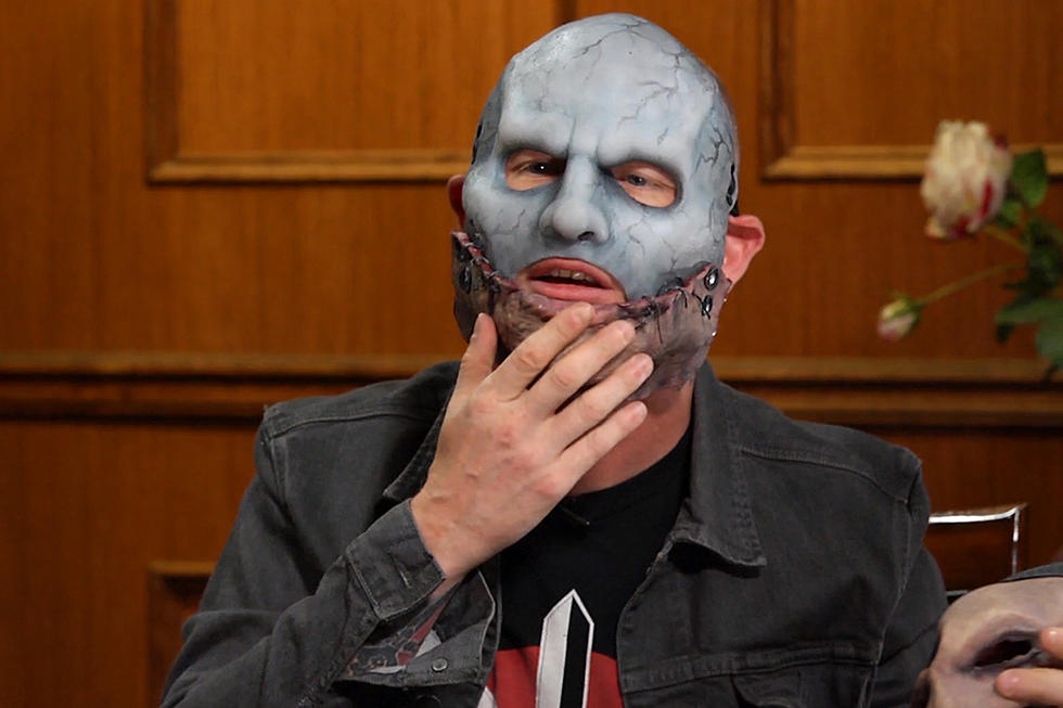 Slipknot’s Corey Taylor Shows Off His Mask + Discusses Paul Gray During Larry King Interview
