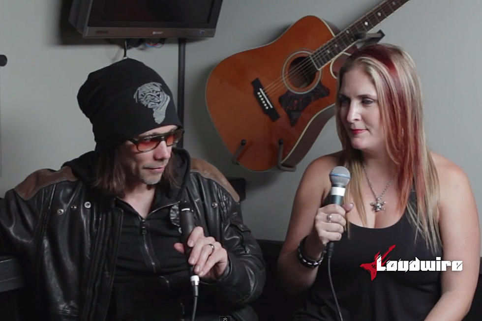 Myles Kennedy Discusses a Decade of Alter Bridge, Sharing the Stage With Slash + More