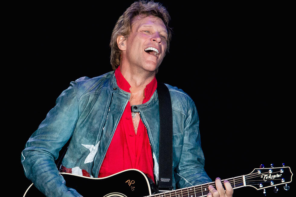 East Texas Band Blacktop Mojo Opens For Bon Jovi In Dallas (Video)