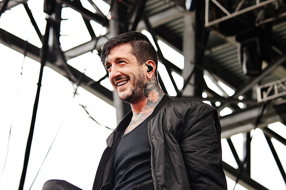 Of Mice & Men Singer Hospitalized, Band Cancels Two Shows