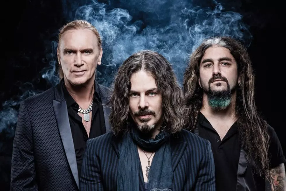 The Winery Dogs to Deliver ‘Dog Years: Live in Santiago & Beyond 2013-2016′ Concert Collection