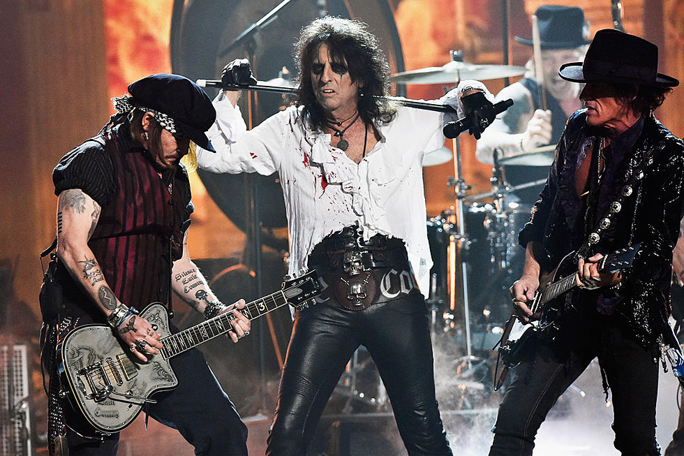 Hollywood Vampires Bring Hard Rock to 2016 Grammys With Lemmy Kilmister Tribute