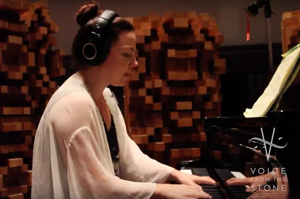Watch Amy Lee Compose 'Voice From the Stone' Closing Song