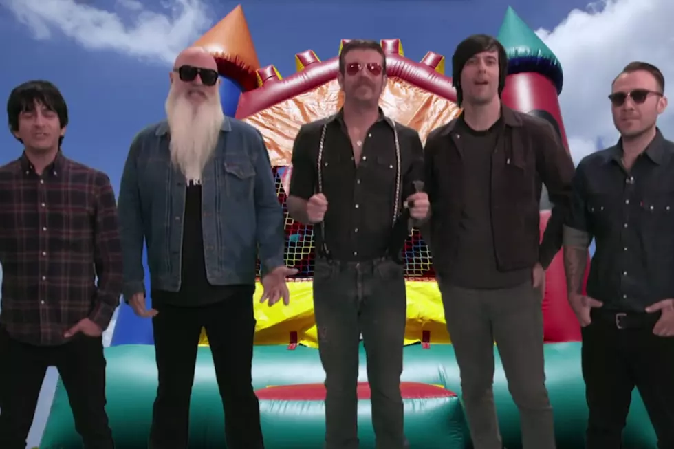 Eagles of Death Metal Introduce Bouncy Houses on 'Conan'