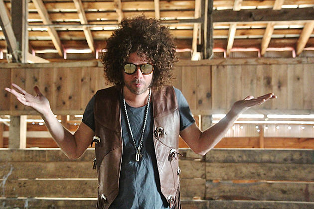 Wolfmother Vocalist Andrew Stockdale Plays ‘Would You Rather?’