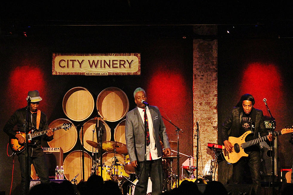 Living Colour Perform Intimate Acoustic Set in New York City Winery