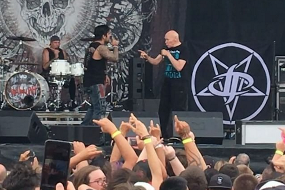82-Year-Old John Hetlinger Performs With Drowning Pool in Chicago