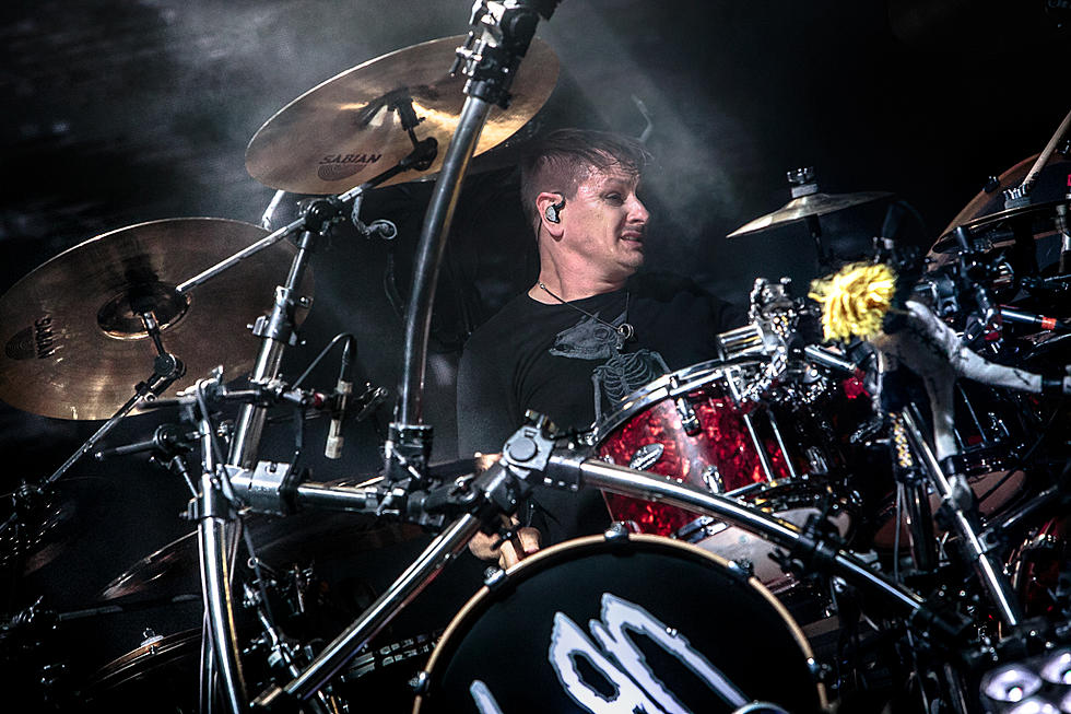 Korn Drummer Ray Luzier Wears Band’s Branded Facial Mask to Store
