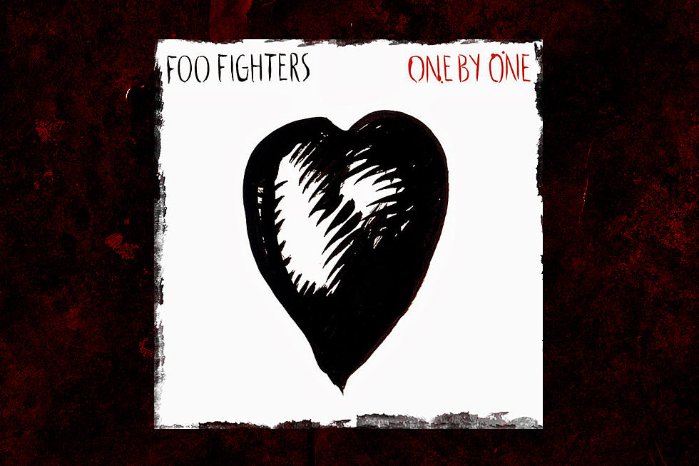 21 Years Ago: Foo Fighters Unleash ‘One By One’