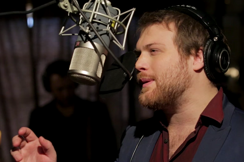 Asking Alexandria’s Danny Worsnop Showcases Country Croon in ‘Prozac’ Solo Video