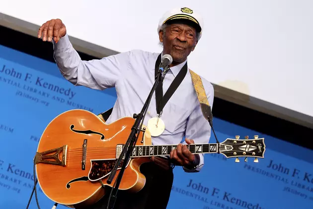 Rock Legend Chuck Berry Dead at 90