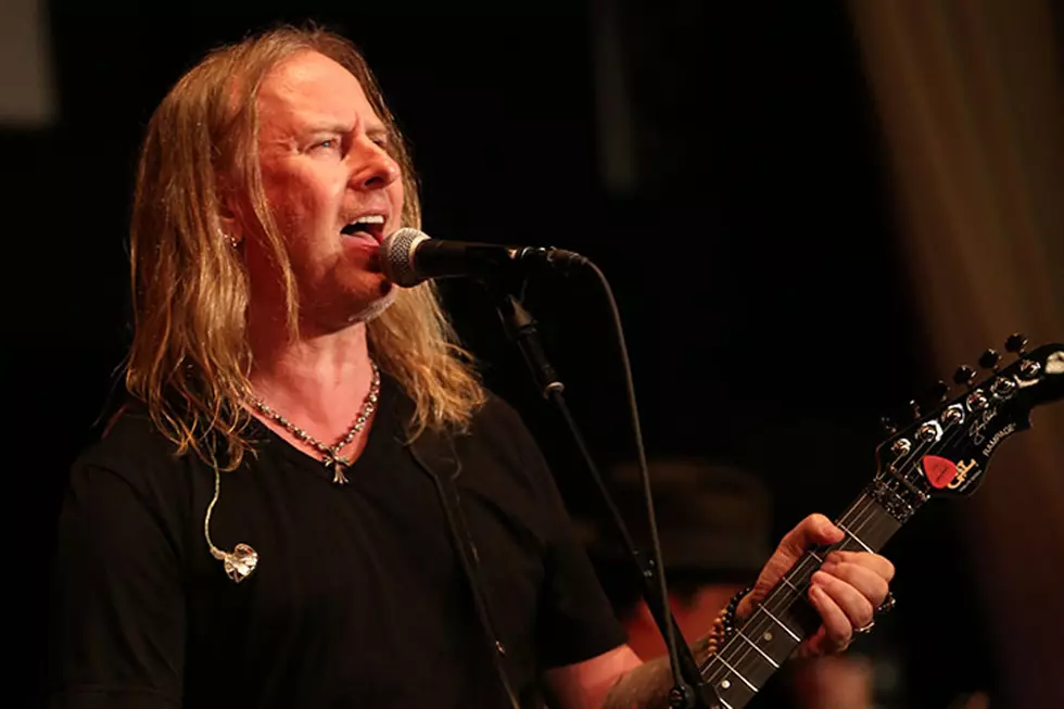 Alice in Chains’ Jerry Cantrell Joins ‘Dark Nights: Metal’ Soundtrack With ‘Setting Sun’