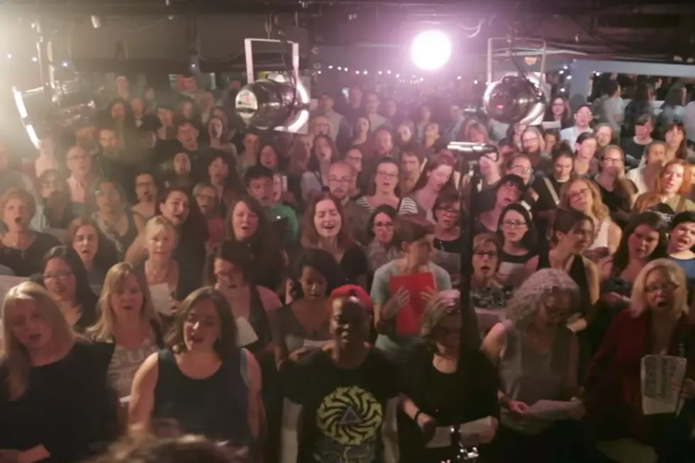 Soundgarden’s ‘Black Hole Sun’ Covered by 225-Person Choir