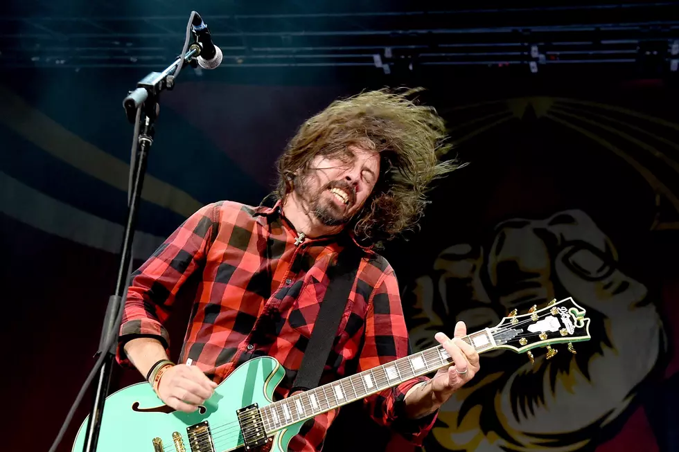 Foo Fighters Members Premiere New Song ‘The Sky Is a Neighborhood’ at Acoustic-4-a-Cure Benefit Concert