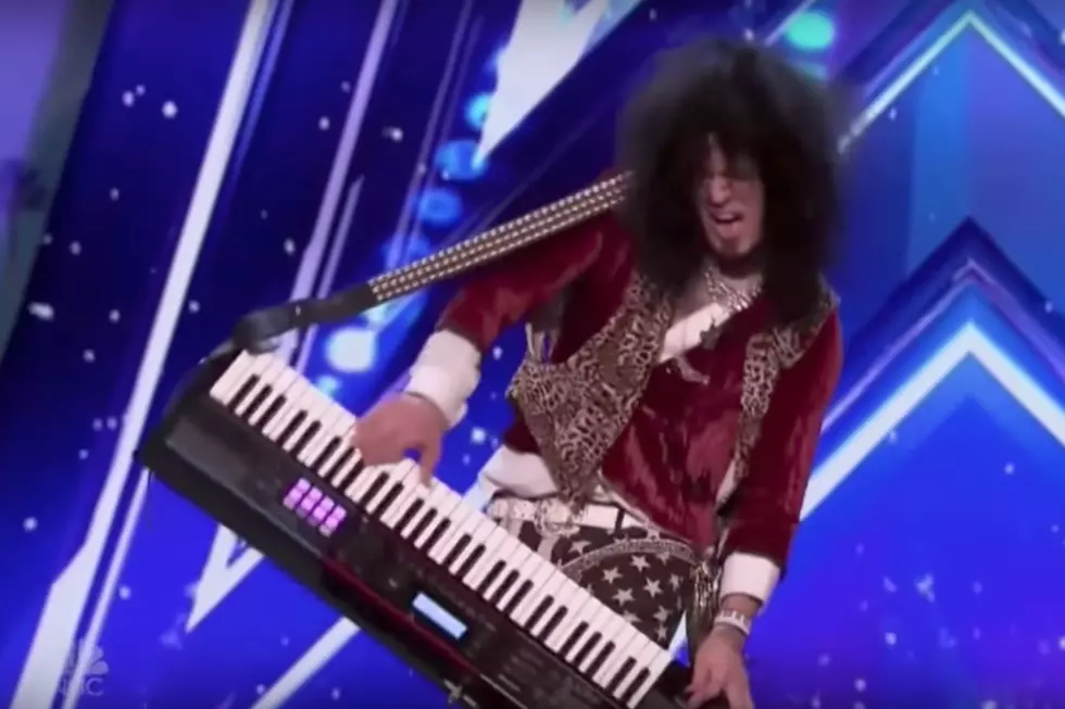 Hair Metal Pirate Covers Joan Jett + Shreds Keytar for ‘America’s Got Talent’ Audition