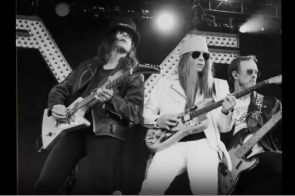 Weezer Impersonate Guns N’ Roses in ‘Feels Like Summer’ Video