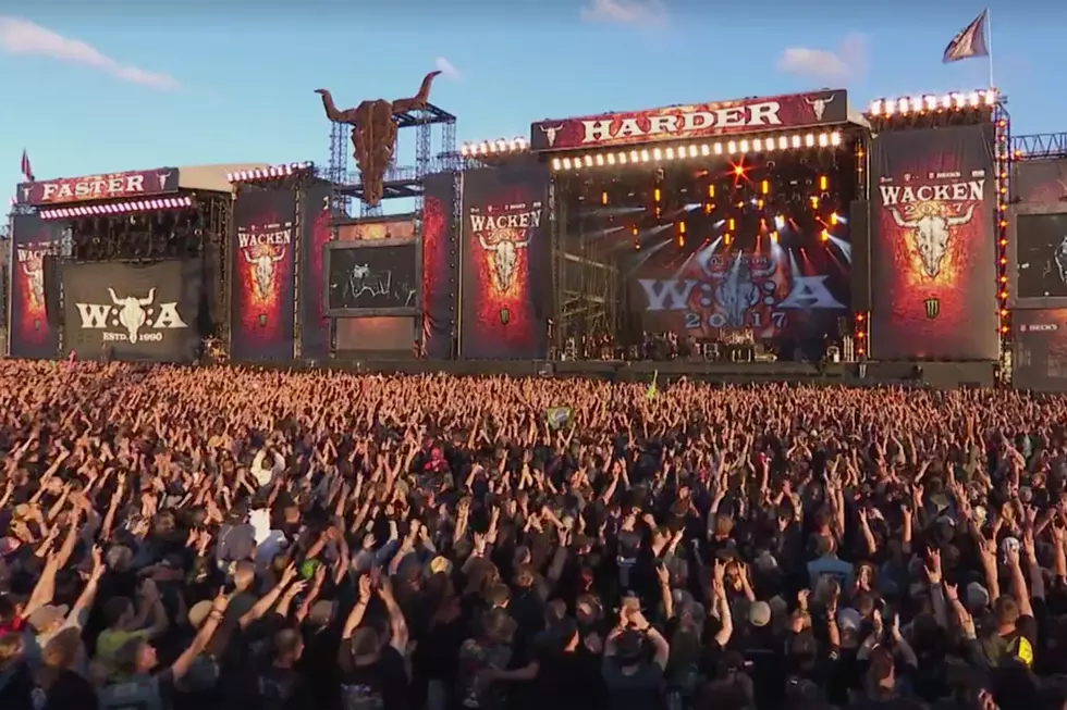 Wacken Crowd Honors Lemmy
