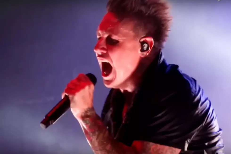 Papa Roach Offer ‘In the End’ Onstage Salute to Chester Bennington
