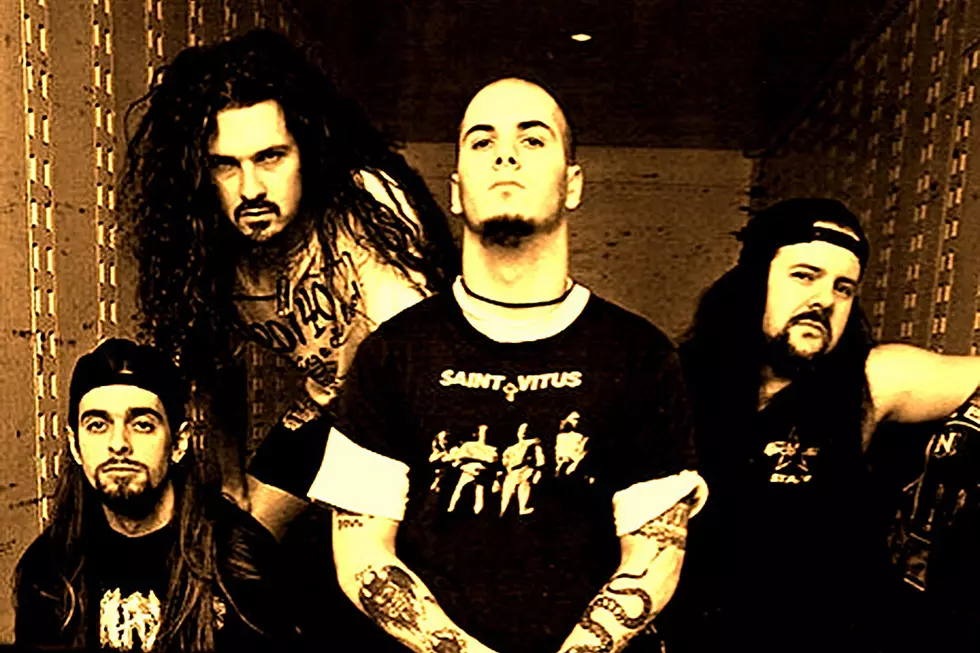 Philip H. Anselmo & the Illegals Streaming Pantera Covers Set Tonight