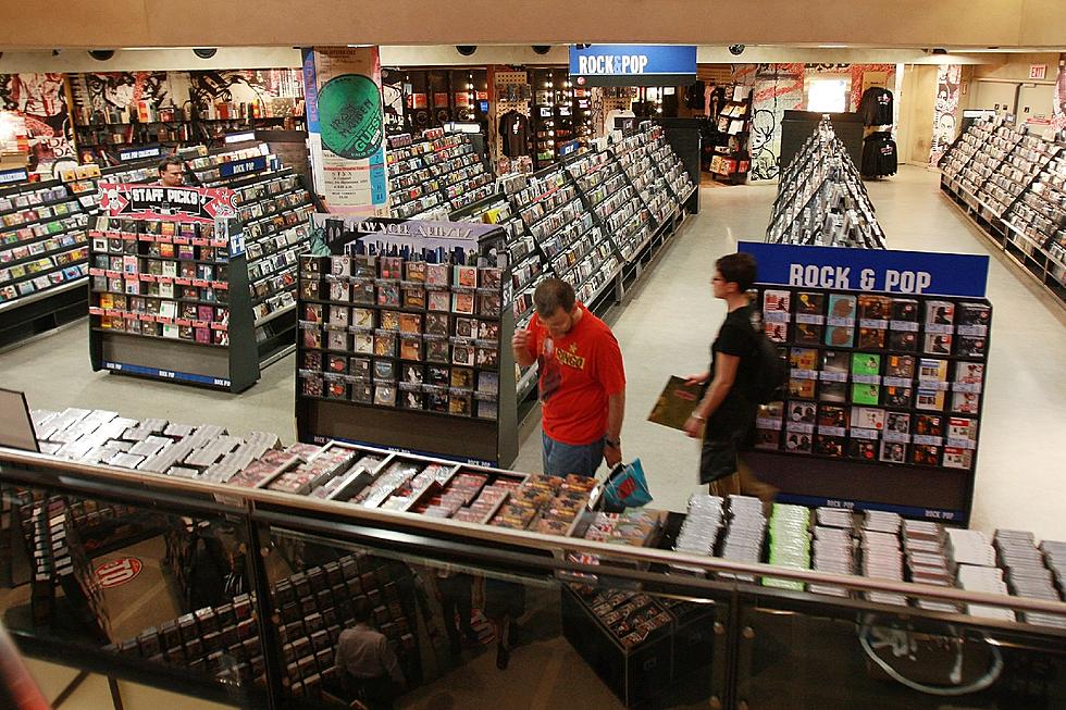 Contrary to Popular Belief, the Compact Disc Isn’t Dead Just Yet