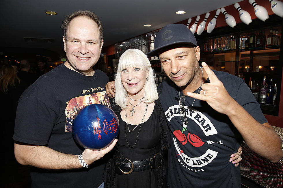 Tom Morello, Jack Black, Geezer Butler + More Roll for Cancer Research at 2018 Bowl for Ronnie Event