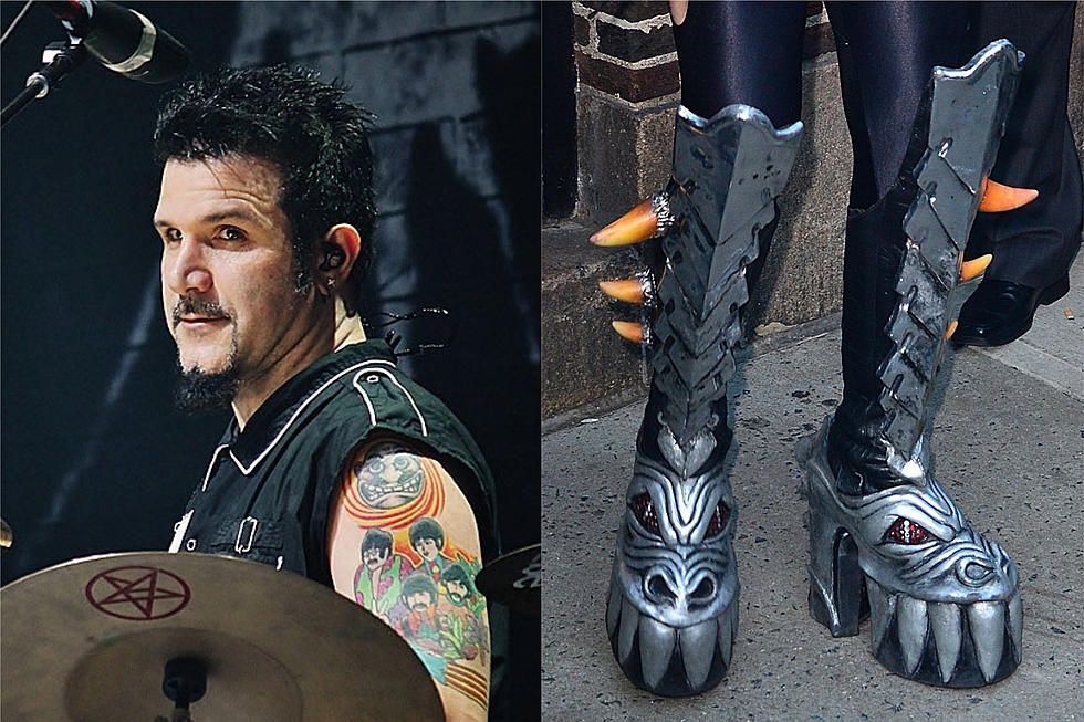 Anthrax's Charlie Benante Has 30-Foot KISS Boots Outside His Home