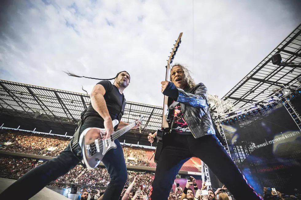 Metallica Members to Play Classic Rock Covers as Wedding Band
