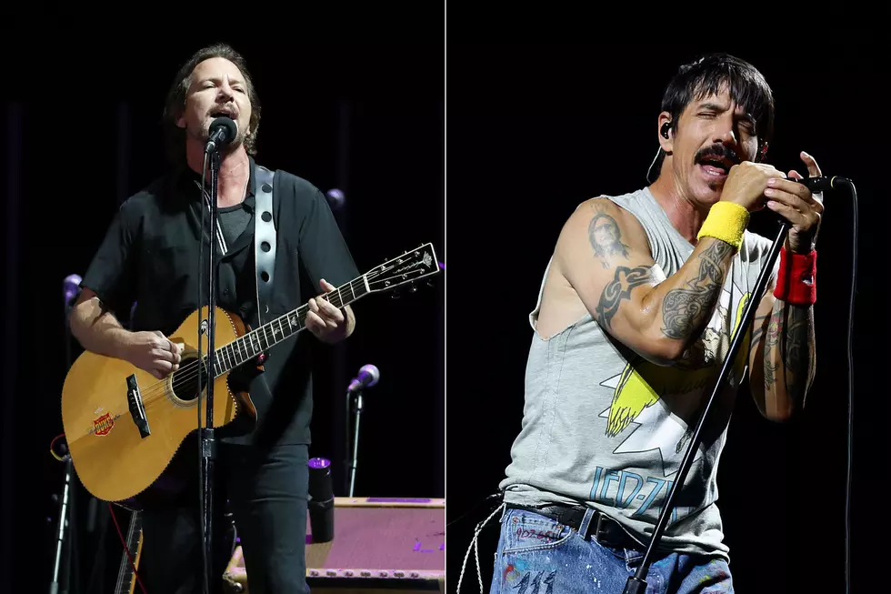 Eddie Vedder + Red Hot Chili Peppers Cover Jimi Hendrix, Prince at Benefit Concert