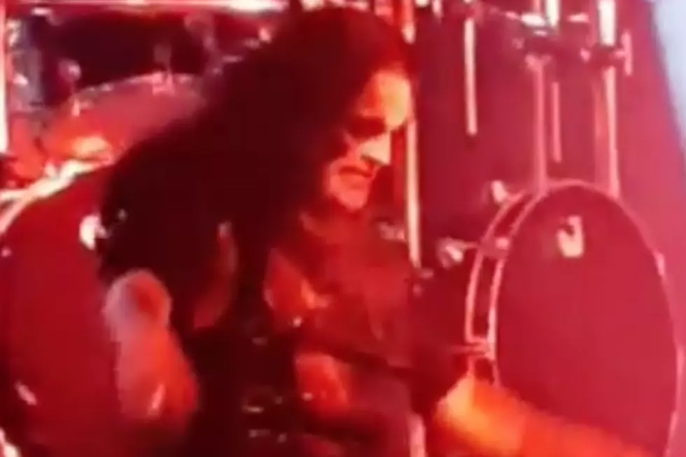 Abbath Ends Bizarre Argentina Show After Two Songs, Fans Pissed