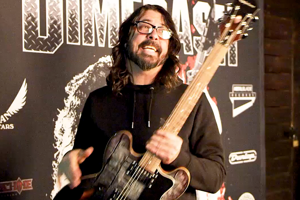 We Gave Dave Grohl a Barbecue Guitar!