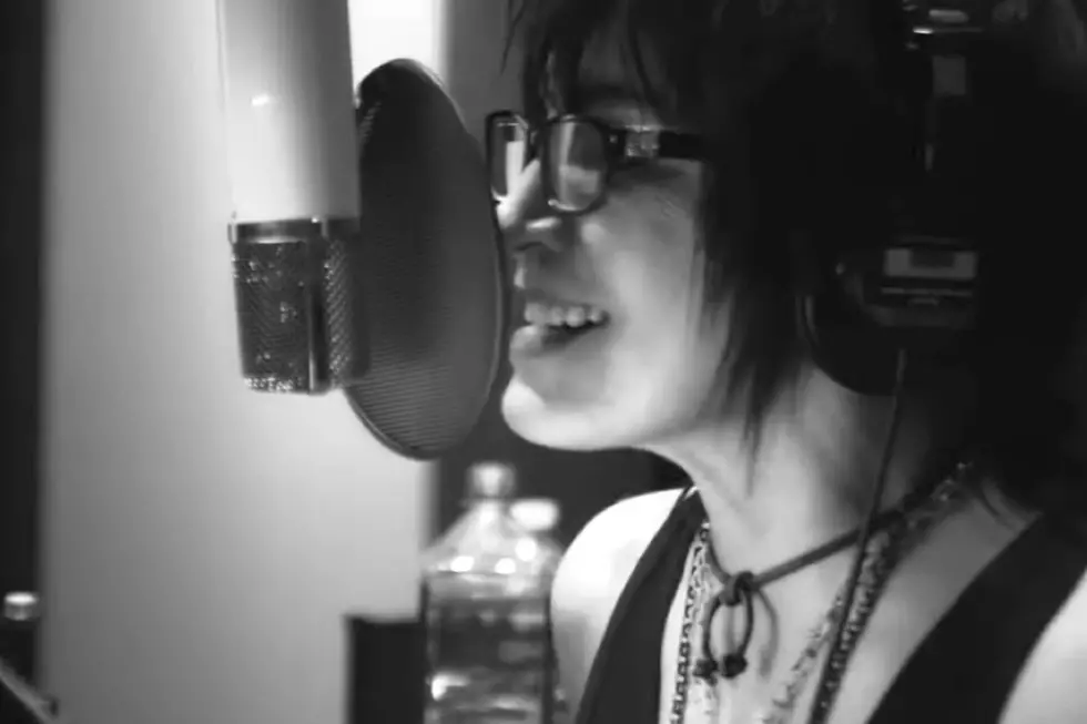 Joan Jett Covers T. Rex's 'Jeepster' for Marc Bolan Tribute Album