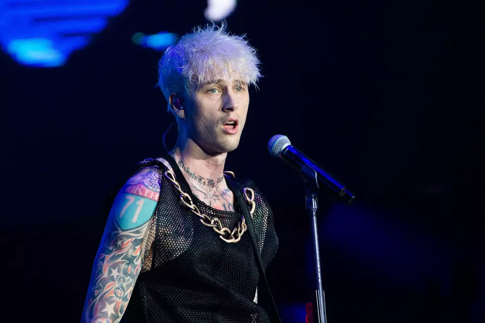 Machine Gun Kelly Wants to ‘Break the Mold’ + ‘P*ss People Off All Over Again’
