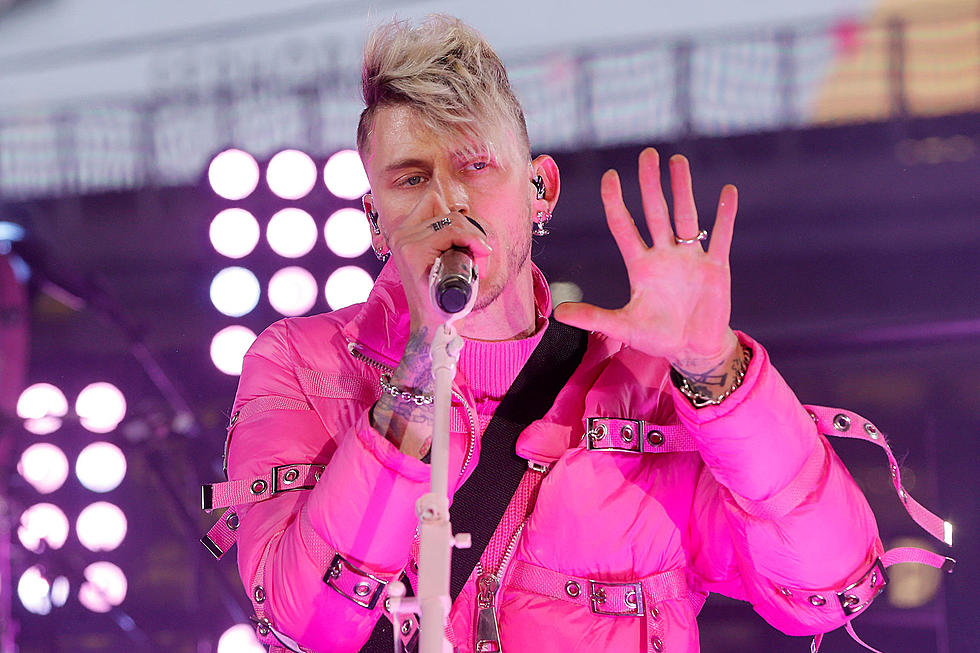 MGK Changes Name of Upcoming Album to 'Mainstream Sellout'