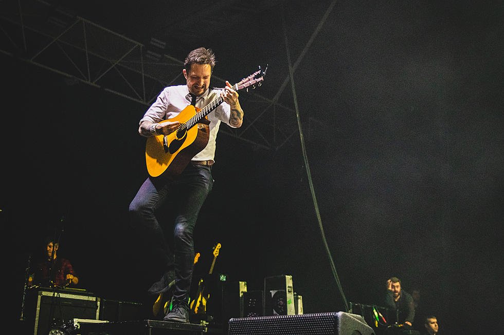 Frank Turner Is Everyone Wanting Live Shows in 'The Gathering'