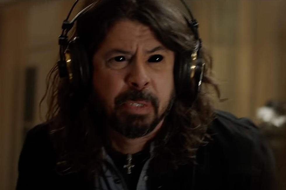Foo Fighters Possessed by Hellish Dream Widow on Thrashy New Song