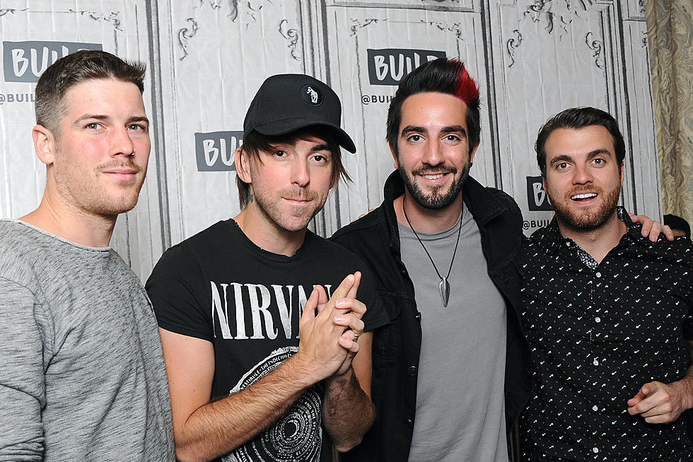 Twitter Ordered to Identify User Who Accused All Time Low
