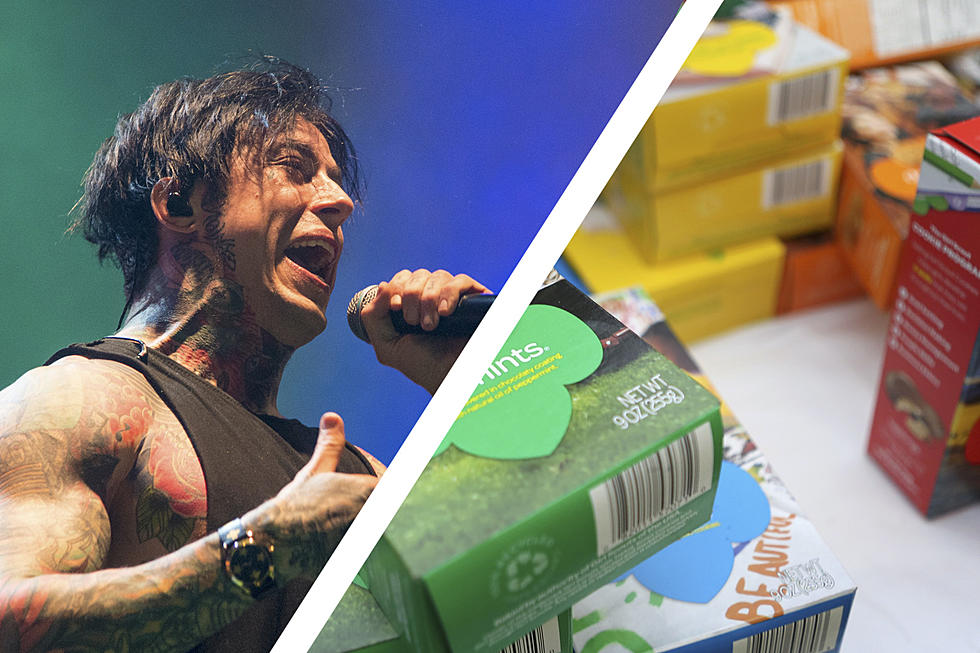 Falling in Reverse’s Ronnie Radke Promotes His Daughter’s Girl Scout Cookies Sales