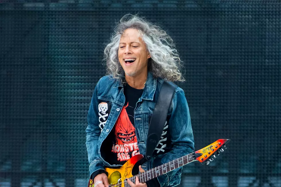 Kirk Hammett Flubs 'Nothing Else Matters' Intro, Laughs It Off