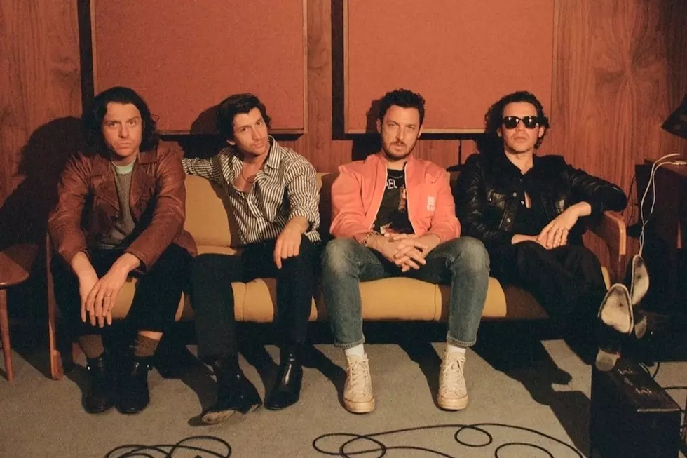 Arctic Monkeys Debut New Song Live, Announce New Album 'The Car'