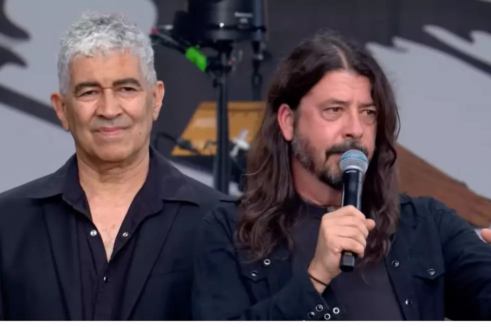 Dave Grohl Delivers Emotional Speech To Kick Off Taylor Hawkins Tribute Concert