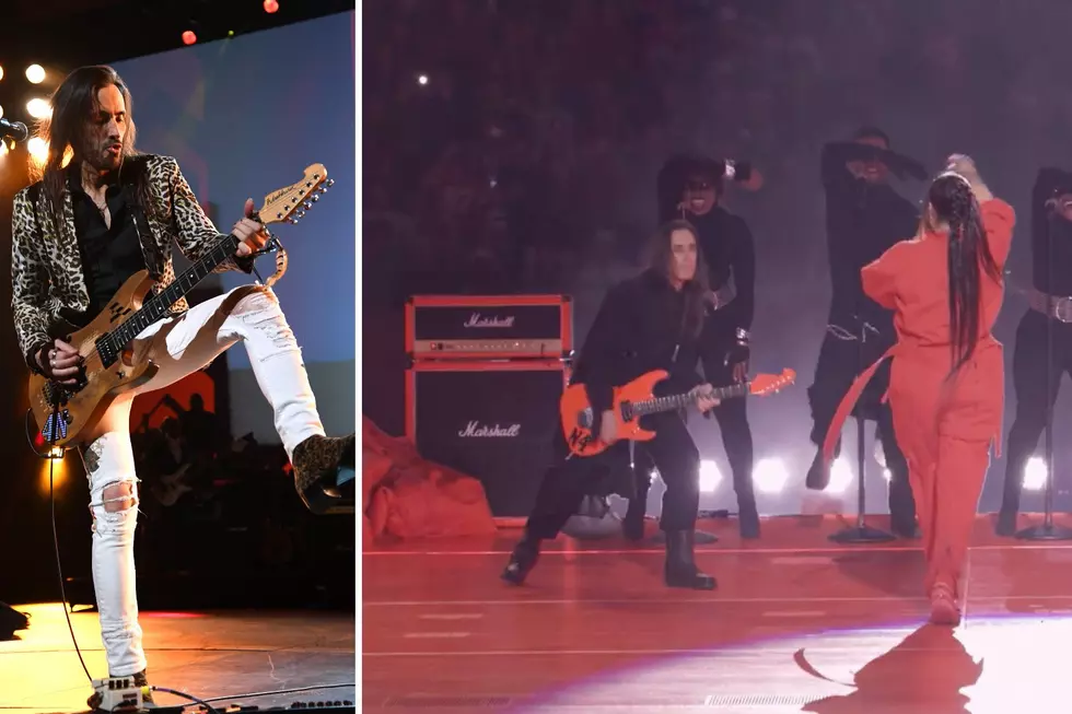 Extreme Guitarist Nuno Bettencourt Rocks Super Bowl Halftime With Rihanna