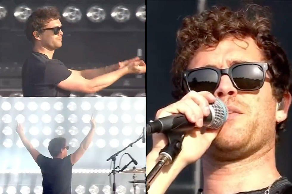 Royal Blood Go Viral After Flipping Off ‘Pathetic’ Festival Crowd