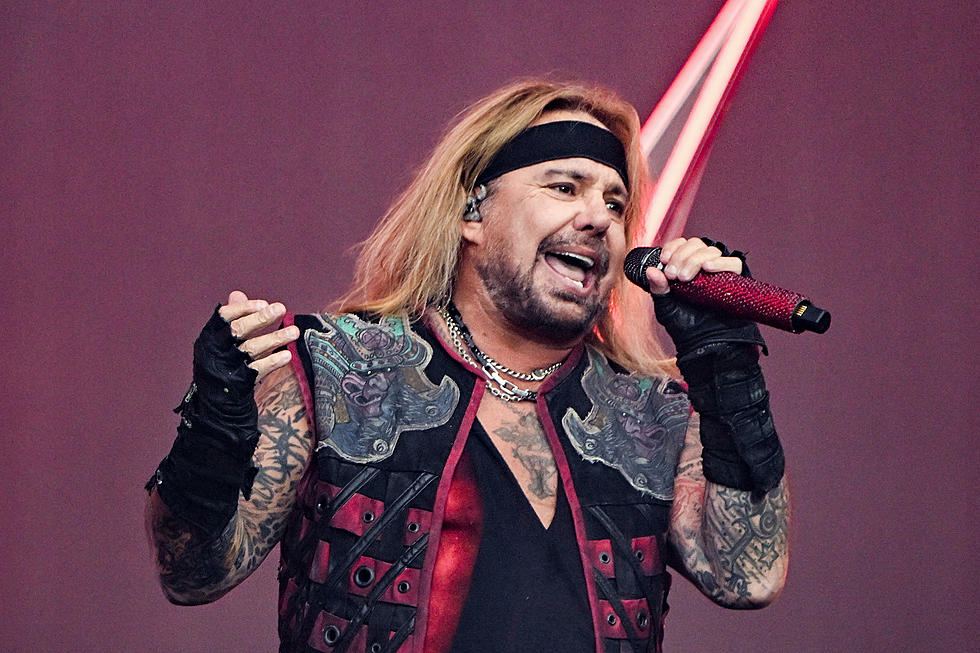Motley Crue’s Vince Neil Names His Five Favorite Albums of All Time
